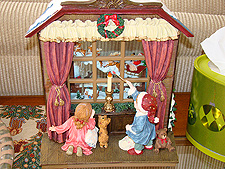 Christmas snowblowing music box